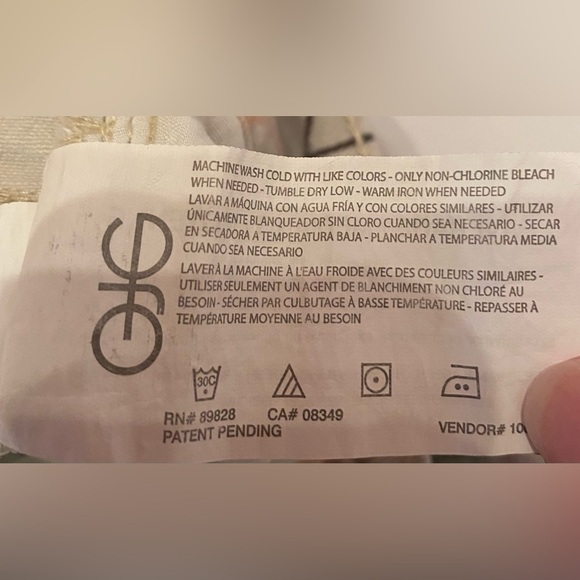 Gloria Vanderbilt "Amanda" High Waisted Straight Leg Floral Patterned Jean Pants - Picture 7 of 12